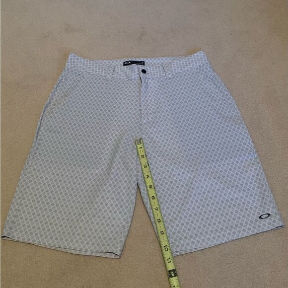 Oakley shorts - Picture 1 of 5
